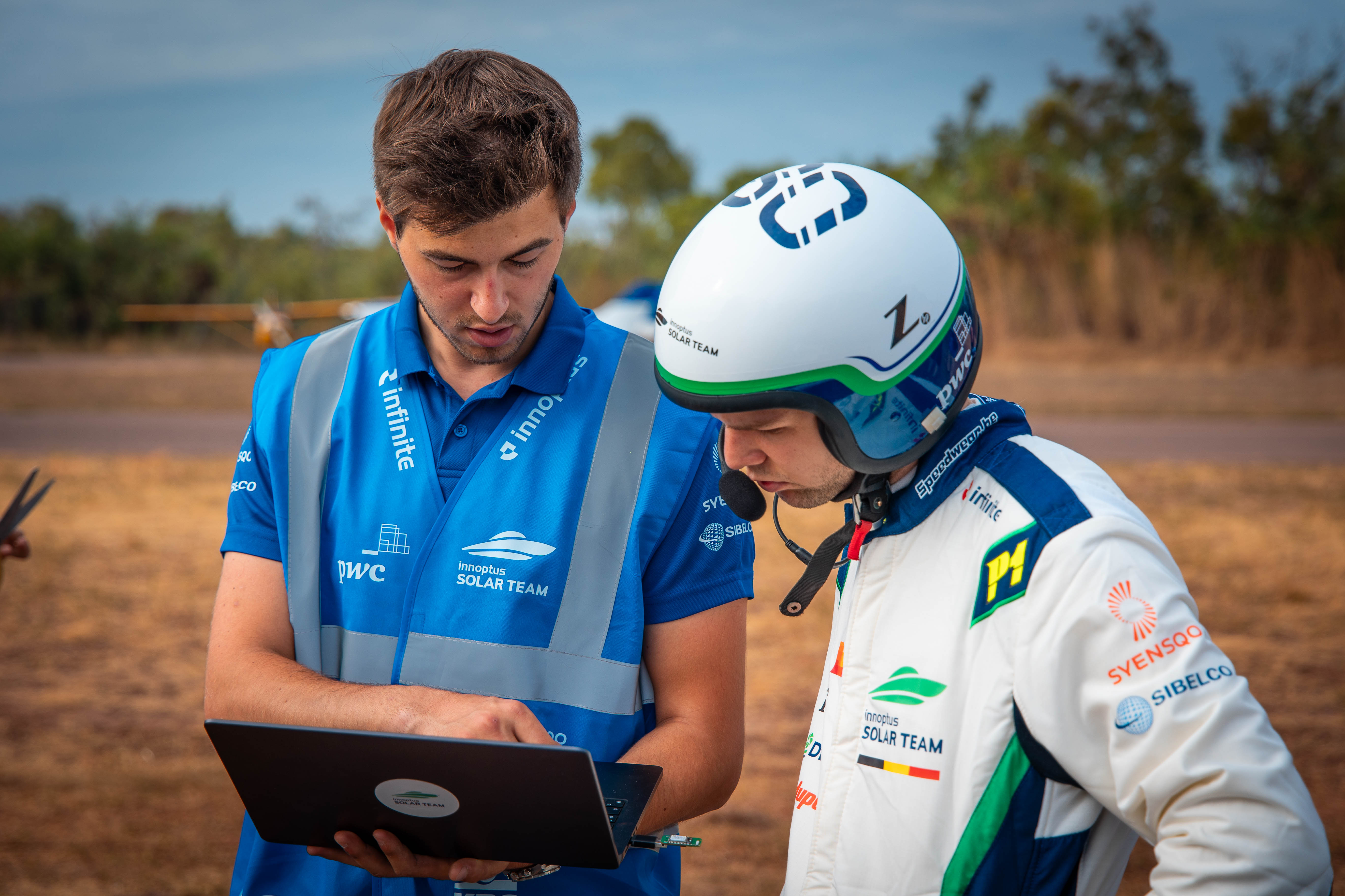 InnoptusSolarTeam_25_11.jpg